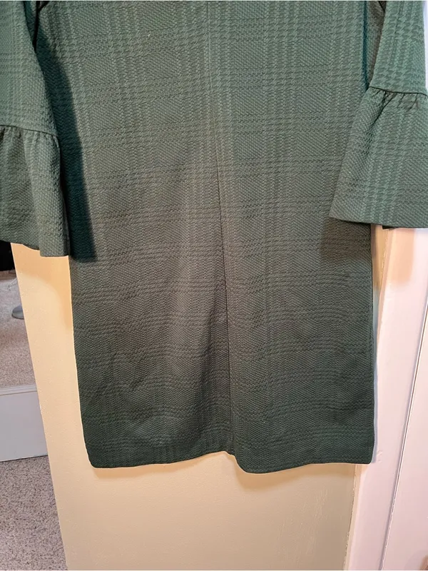 Banana Republic Women's Size 4 Dress Dark Green Textured‎ Holiday Bell Sleeve - Image 9