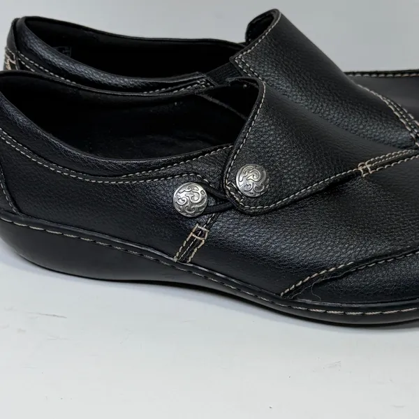 Clarks Shoes Women 8W Cheyn Madi Slip On Black Leather Comfort Casual Office - Image 4