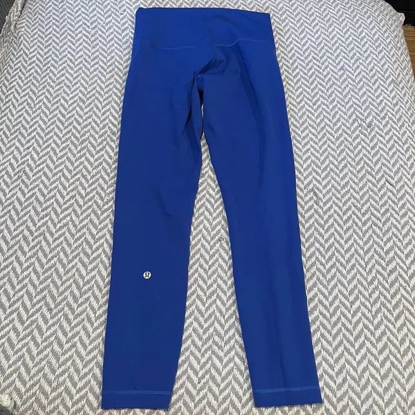 Lululemon Bright Blue Wunder Under High Rise Crop Women's Leggings Size 8 EUC - Image 7