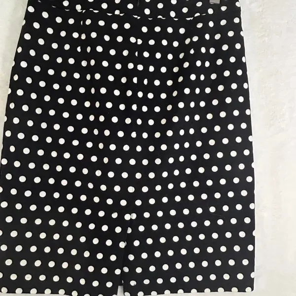 Banana Republic black & white polka dot midi pencil‎ skirt Size 6 - Image 2
