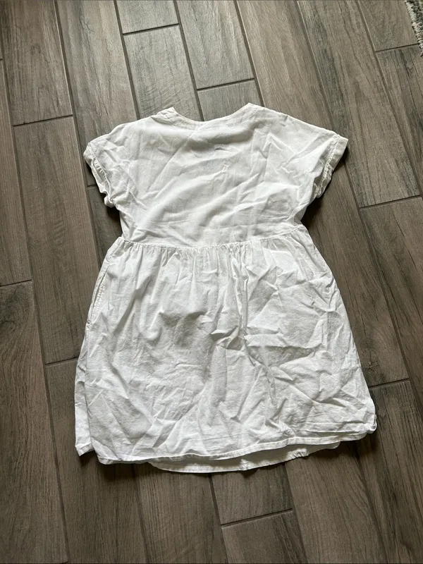 Universal Threads White V-Neck Short Sleeve Casual Dress - Image 3