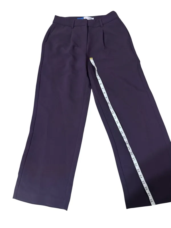 Old Navy Burgundy high-waisted wide-leg trousers. Used it once. Size 2 petite. - Image 2