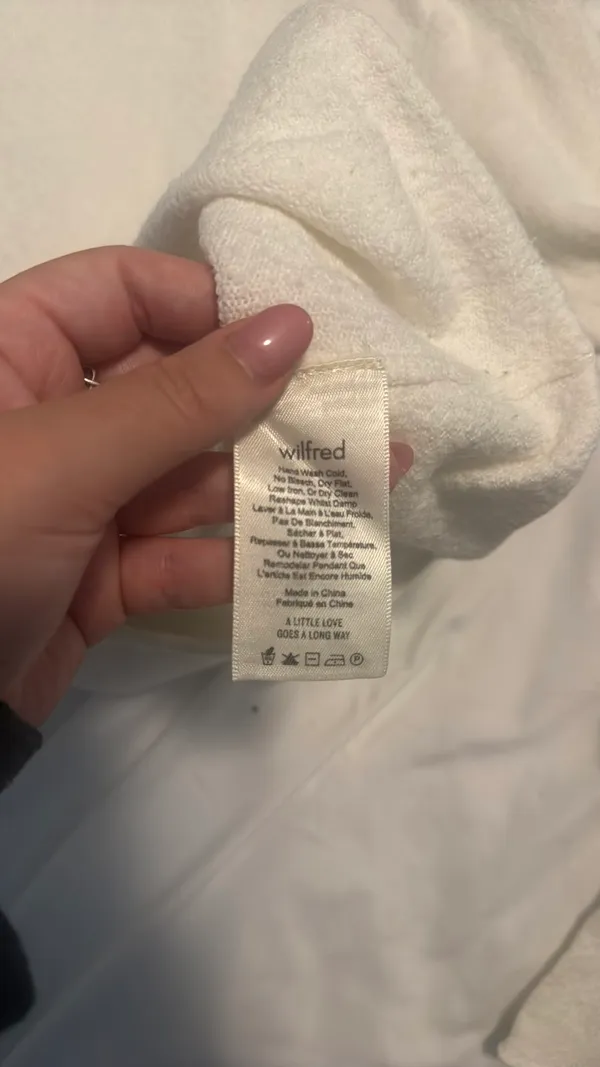 Aritzia Wilfred Long Sleeve - Image 5
