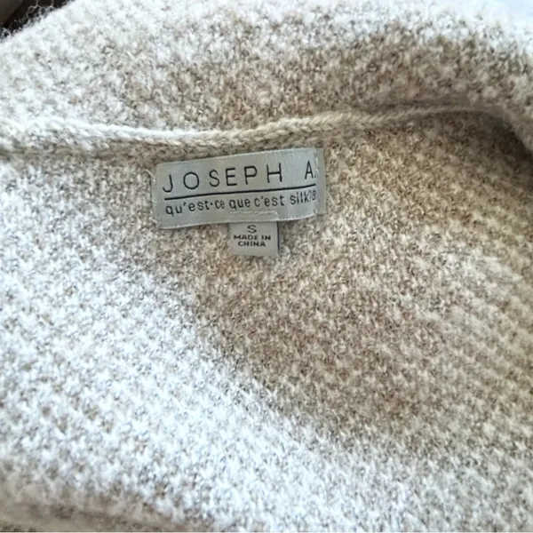 Joseph A Tan and Gray Plaid Sweater Jacket Small - Image 5