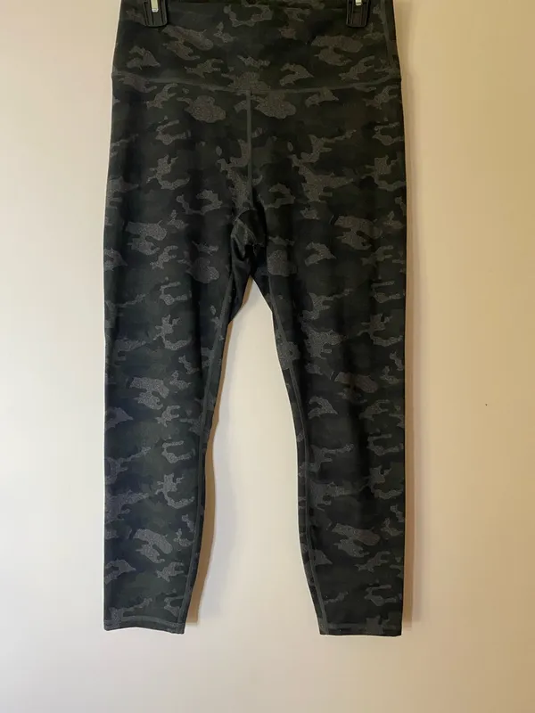 FABLETICS "Powerhold" Charcoal Black Camo Athletic Leggings SZ large $ 84.95 - Image 4