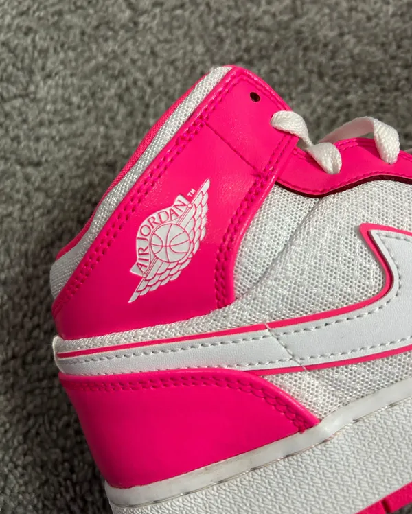 Air Jordan 1 Mid - Image 8
