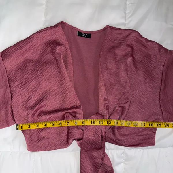 VICI Front Tie cropped blouse size small - Image 5