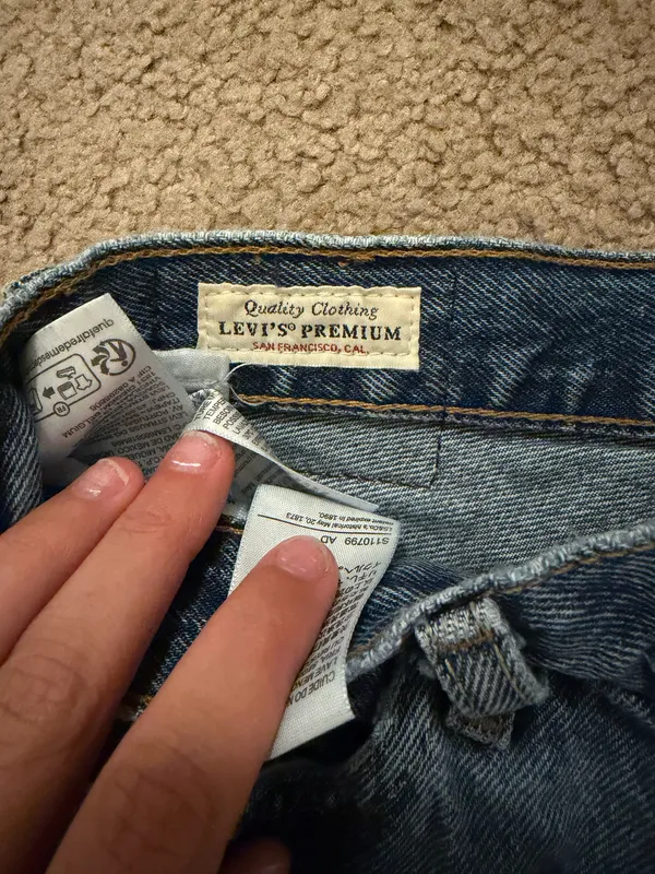Levi’s 501 Jeans High-Rise 90s - Image 2