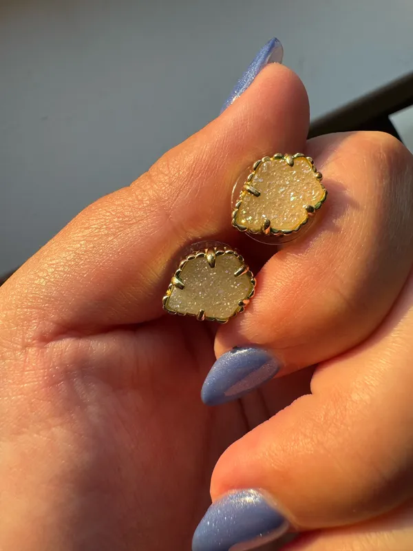 Kendra Scott Tessa gold Iridescent drusy studs - Image 3