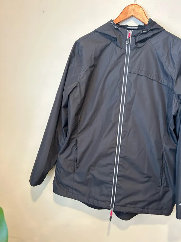  New Balance windbreaker jacket  - Image 2