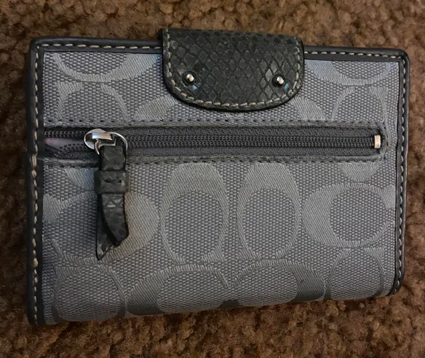 Grey Wallet With Lavender Interior - Image 2
