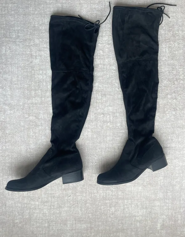 Charles by Charles David Gunter Over-the-knee boots. Size 8 - Image 3