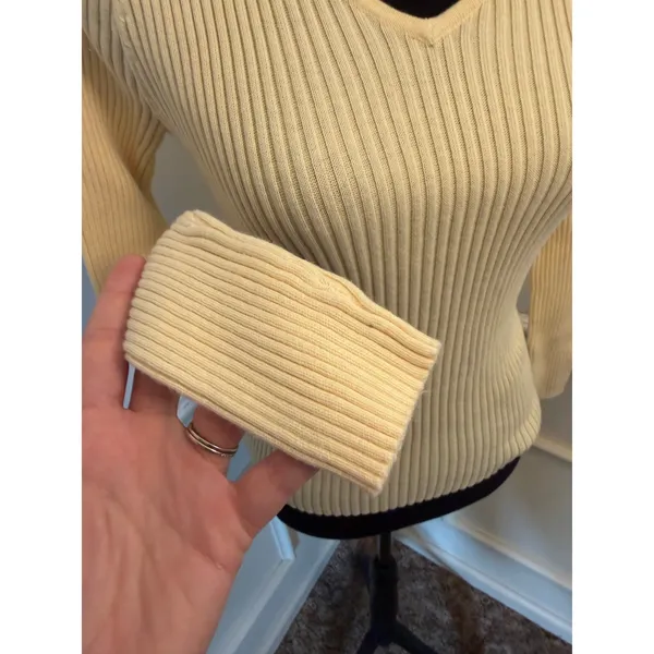 Hennes H&M Pastel Butter Yellow Ribbed Pullover V-Neck Knit Sweater Coquette - Image 2