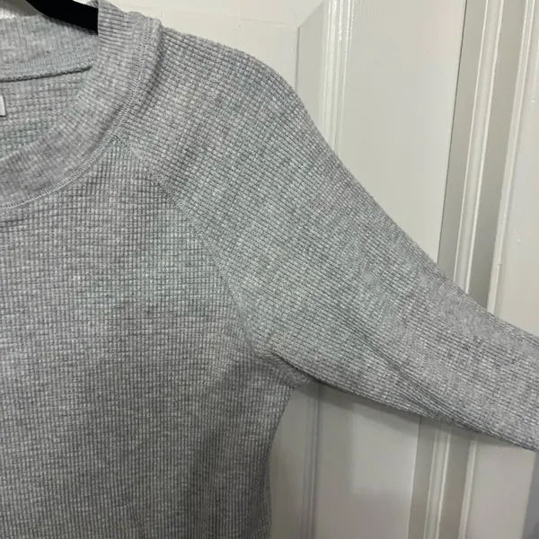 Aritzia TNA Waffle long sleeve tshirt‎ size XXS oversized - Image 5