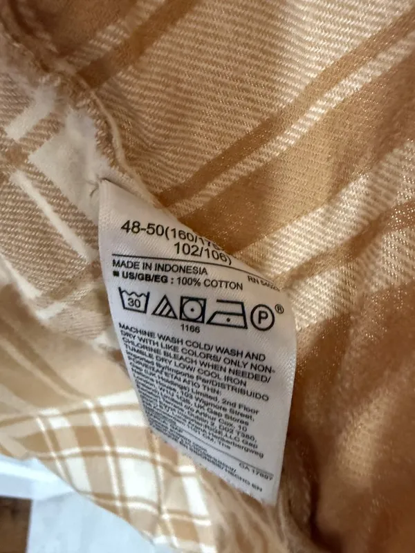 Gap Tan Cream Plaid Oversized Flannel Button-Down Shirt Women’s L - Image 4