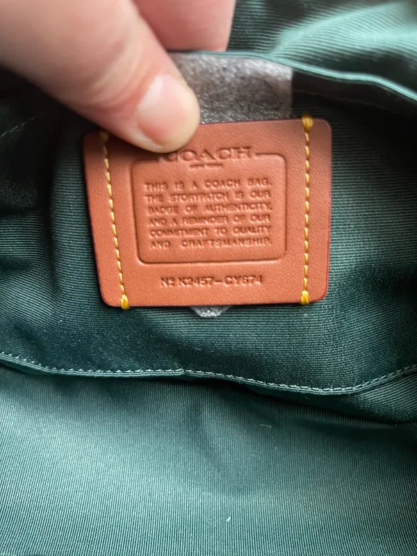 NWT Coach Teri Shoulder Bag In Signature Leather CY674 - Image 7