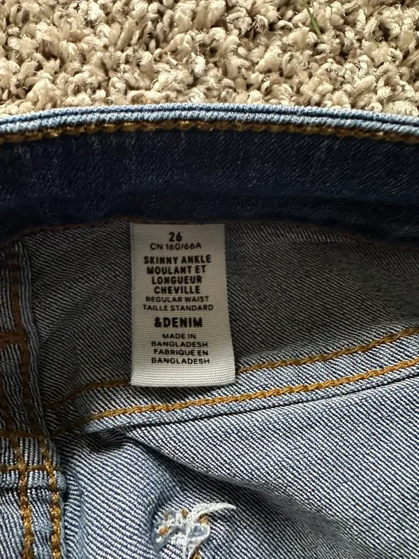 H&M Skinny Ankle Jeans - Image 4