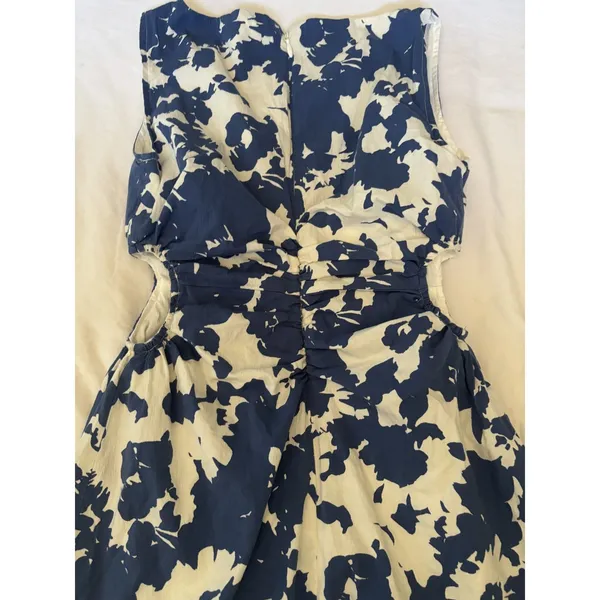 Abercrombie & Fitch Navy Cream Floral Fit & Flare Dress Sleeveless Ruched Waist - Image 6