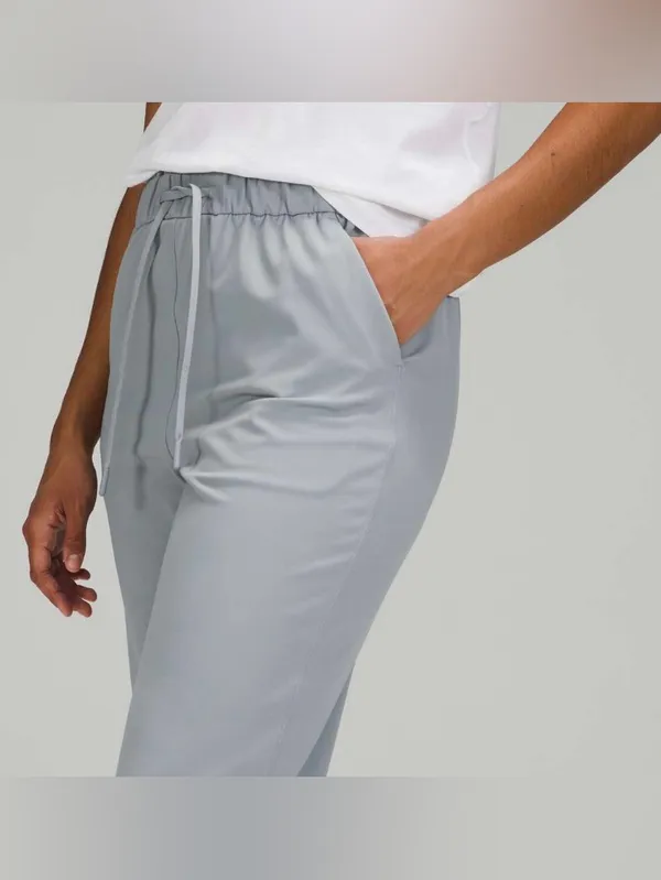 Lululemon Stretch High Rise 7/8 Length Pant 25" Rhino Grey women's jogger 10 - Image 5