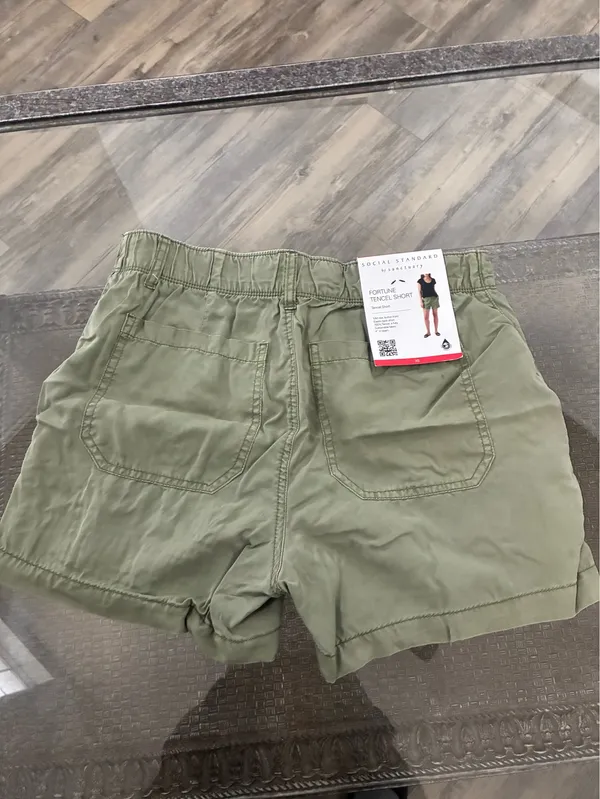Sanctuary Sage Green Women's Cargo Shorts - Image 2