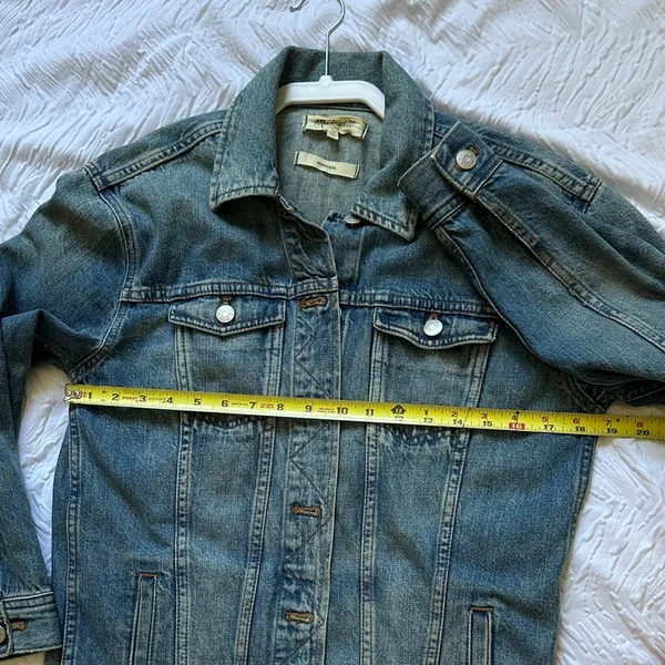 Madewell Classic Blue Jean Jacket - Image 6