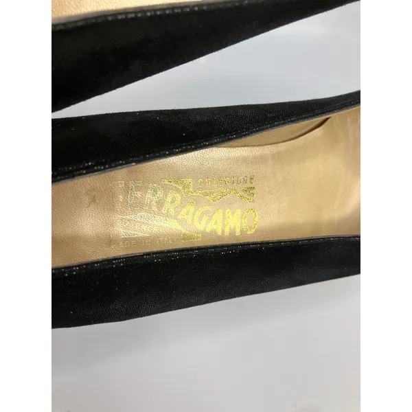 Salvatore Ferragamo Pumps Womens 10.5 AA Black Good Block Heel Textured Italy - Image 5