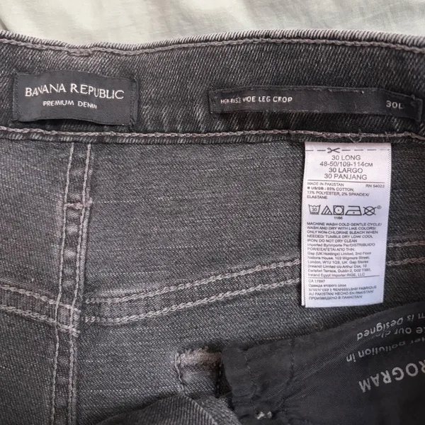 Banana Republic High Rise Wide Leg Crop Jeans Washed Black‎ Size 30 Long - Image 4