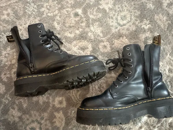 Dr. Martens Jadon Boots Platform - Image 6