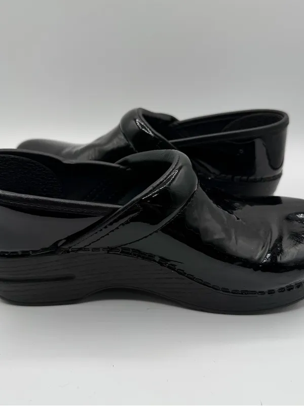 Dansko Balance Black Patent Leather Clogs EU 37 US 6.5-7 Slip On Comfort Shoes - Image 5