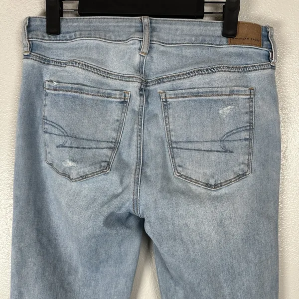 American Eagle Low Rise Flare Leg Jeans Womens 8R Light Wash Distressed Y2K Boho - Image 4