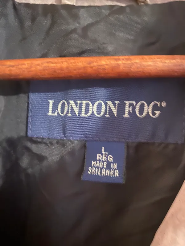 London Fog women's raincoat size large - Image 4