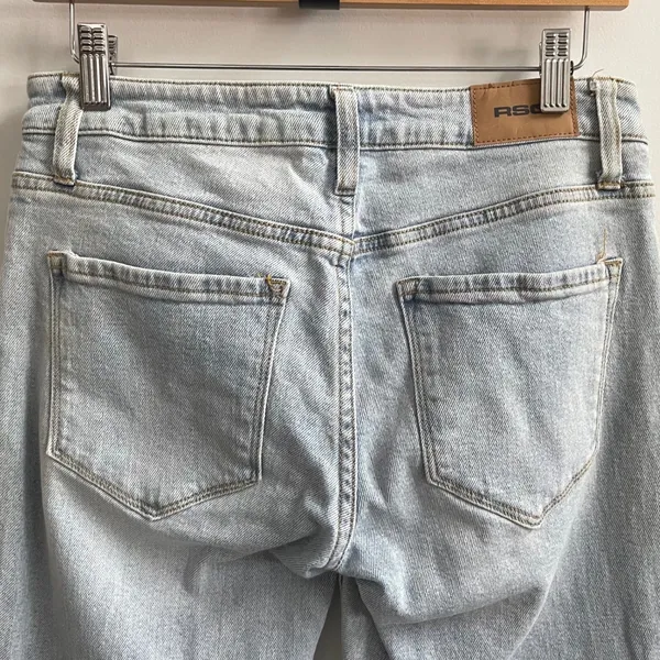 RSQ Womens‎ Light Wash Low Rise Flare Jeans Size 27 - Image 4