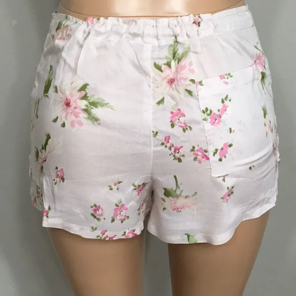 WILDFOX Pink Petals coverup/sleep shorts. NWOT - Image 3