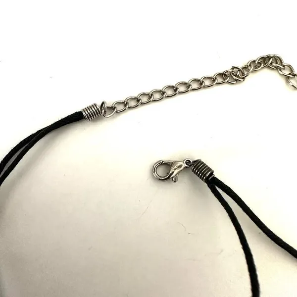 Brown glass heart pendant necklace on cord - Image 8