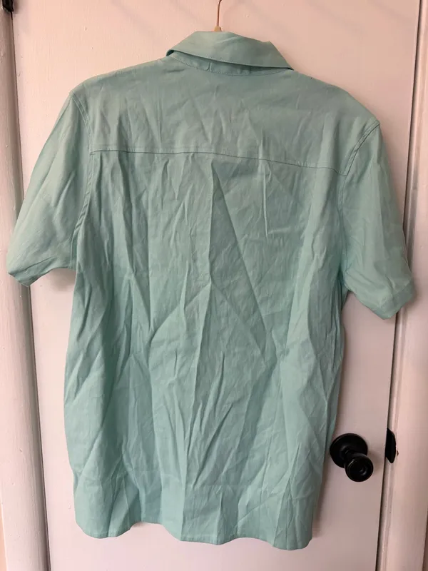 Shore Brand men’s shirt size small - Image 4