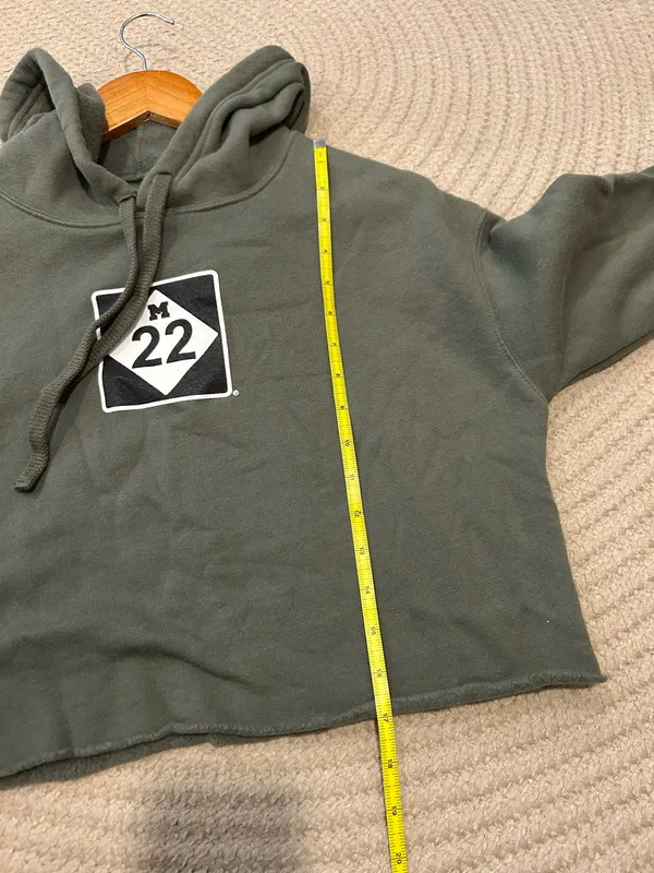 M22 cropped hoodie Green - Image 8