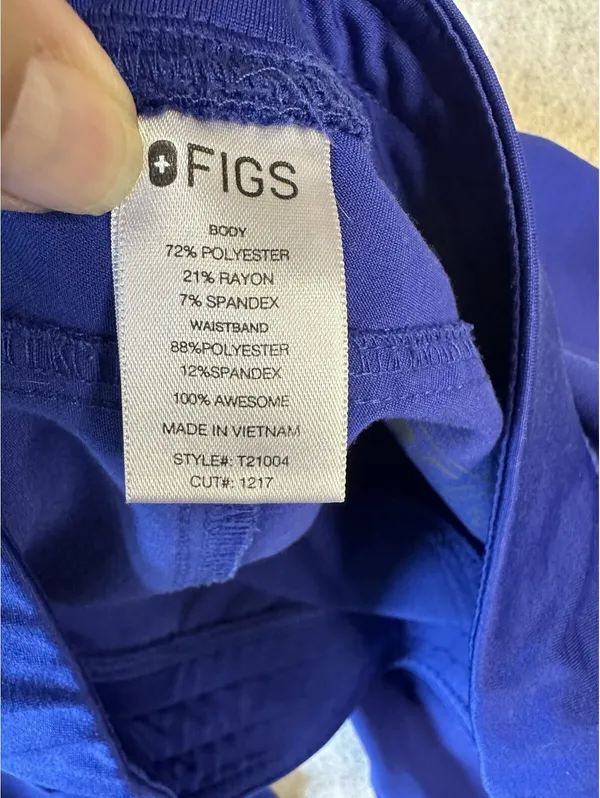 FIGS Women Scrub Set Small Casma Three-Pocket Top Kade Cargo Pants Blue - Image 9
