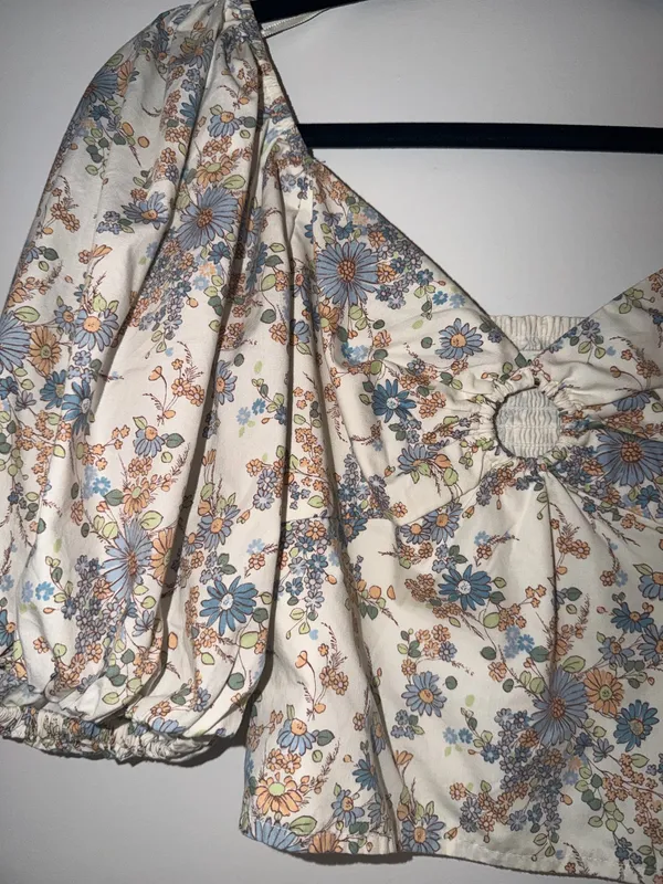 Abercrombie Floral Poplin Keyhole Top - Image 3