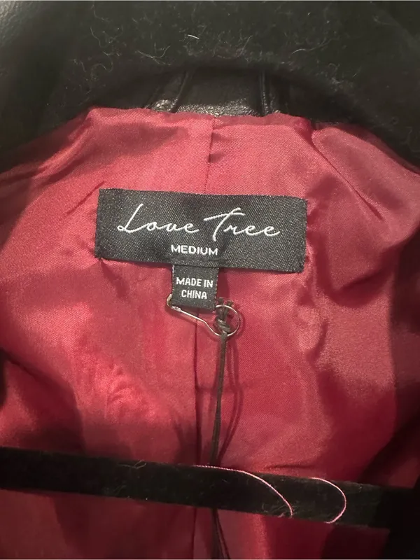Love Tree Black Faux Leather Moto Jacket with Zip Details - Image 7