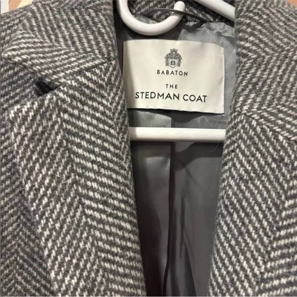 Aritzia Babaton The Stedman Coat Herringbone Gray Wool Cashmere XS - Image 3