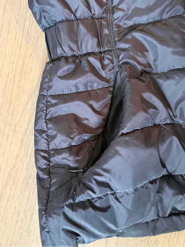 The North Face Black Gotham Puffer Vest  
Size Medium - Image 11