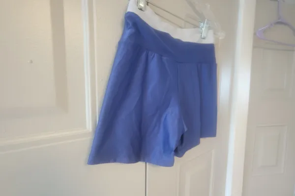 Workout exercise loungewear casual summer active shorts in blue and gray. - Image 6