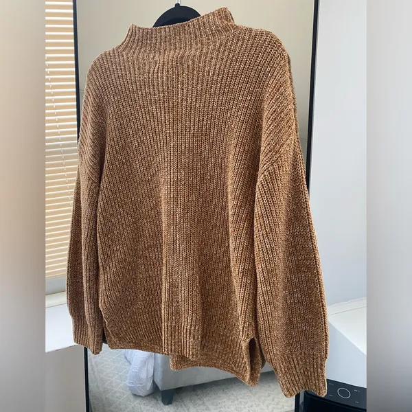 cupcakes & cashmere - NWT! 100% Cotton Scoop Turtleneck Sweater - Size M - Image 8