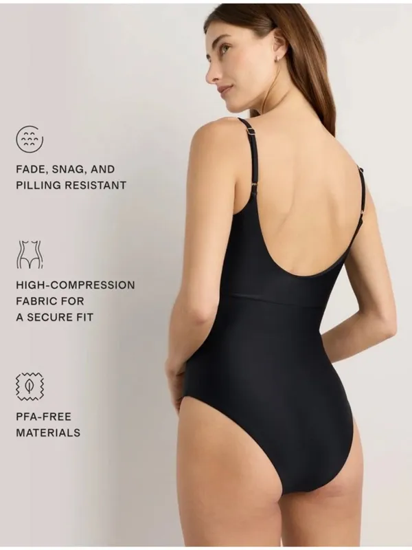 NWT Italian Cut Out One-Piece Swimsuit in Black - Size: Small - Image 8