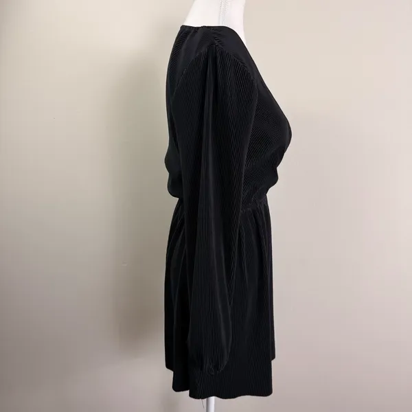 Abercrombie Black Plisse Mini Dress Long Sleeve Elastic Waist Pleated Small - Image 2