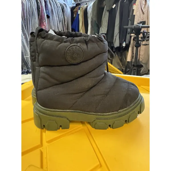 Farm Rio FARM Rio Lug Sole Bootie Size 6.5 Puffer Boot Black Green - Image 3