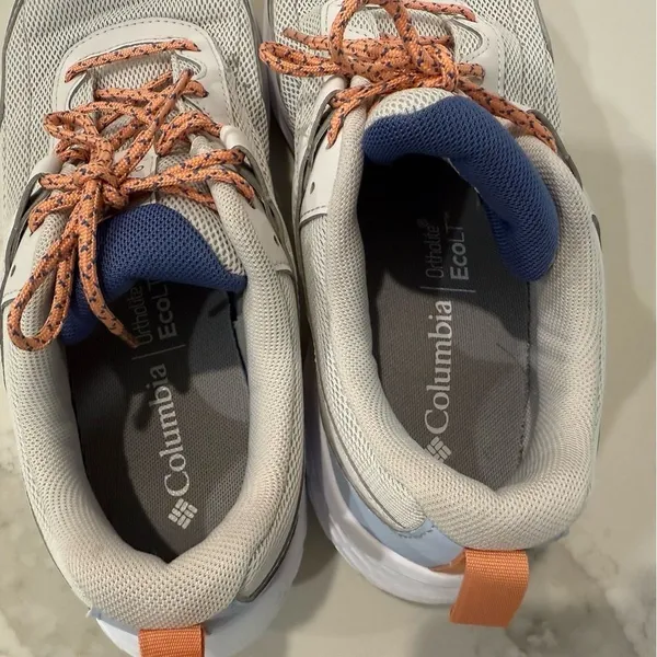 Columbia Vertisol Trail Hiking Shoes Womens 11 Silver Grey Apricot Fizz Gorpcore - Image 8