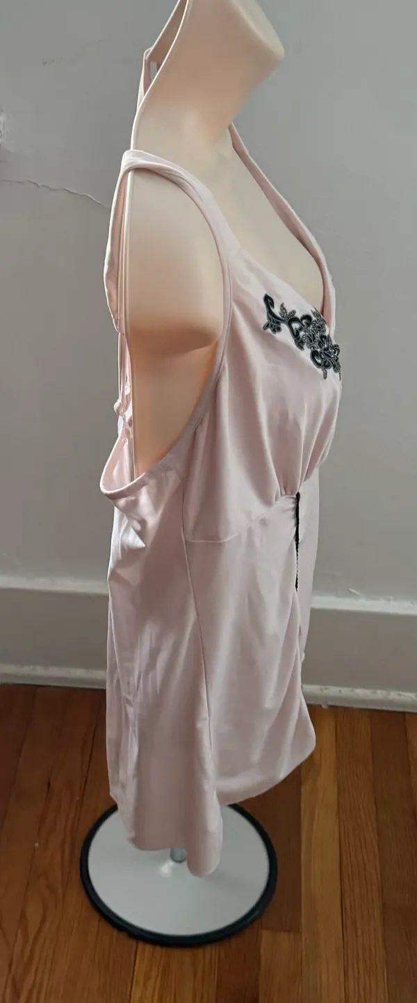 Pink Embroidered Babydoll Boho Pajama Top, size M - Image 12