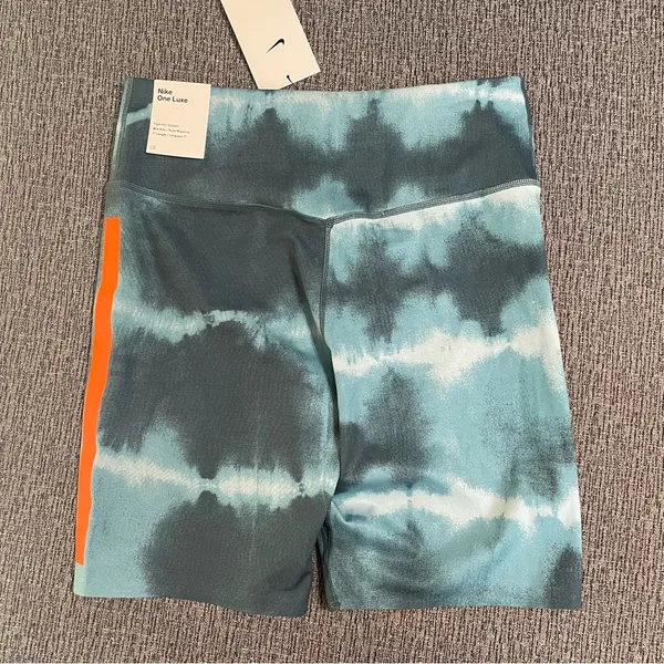 Nike Women’s Dri-Fit One Luxe Training Shorts - Image 4