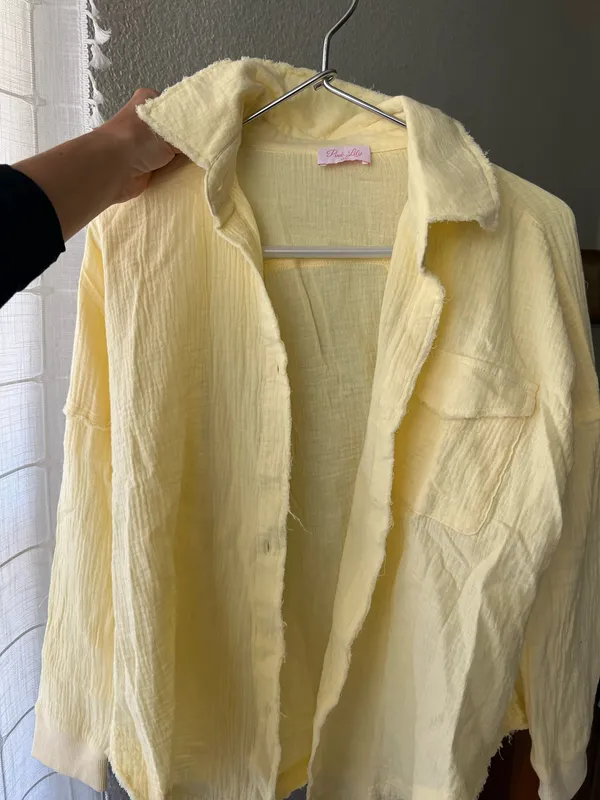 Pink lily LET ME ADORE YOU YELLOW BUTTON FRONT GAUZE BLOUSE - Image 3
